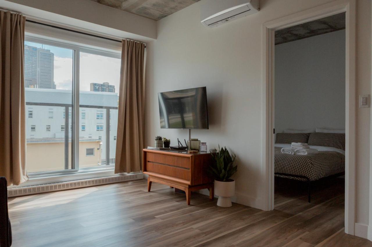 Condo Mid-Century Modern Style - Pool/Terrace مدينة كويبيك المظهر الخارجي الصورة